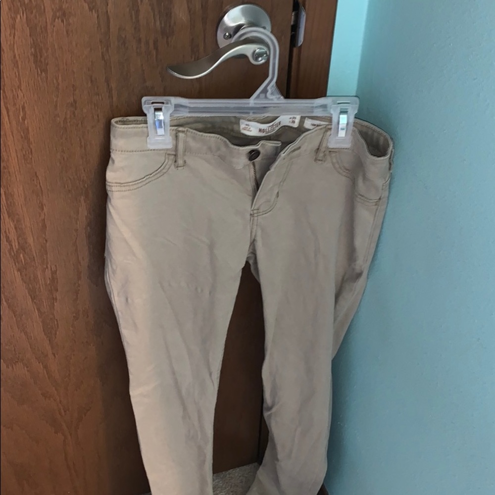 Women’s khaki skinny jeans